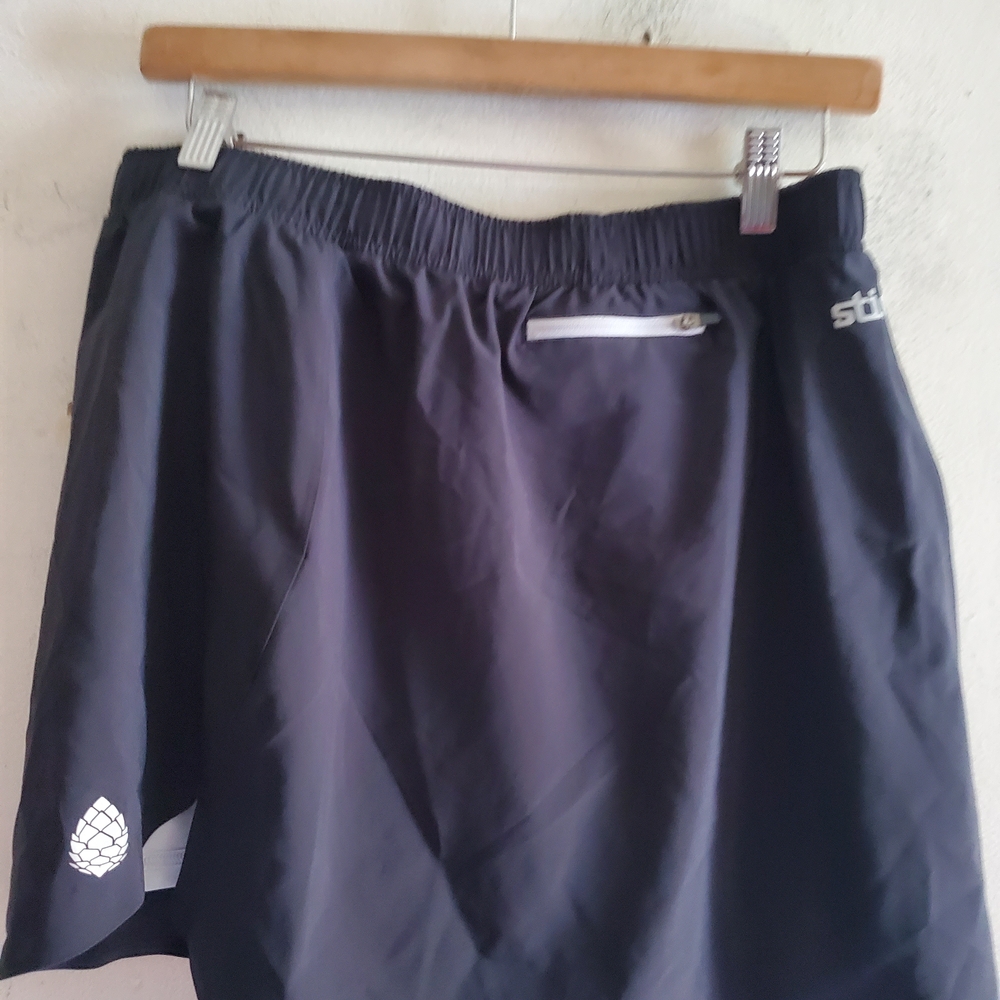 Stio Women's Black Skort Size Medium. - Picture 4 of 5